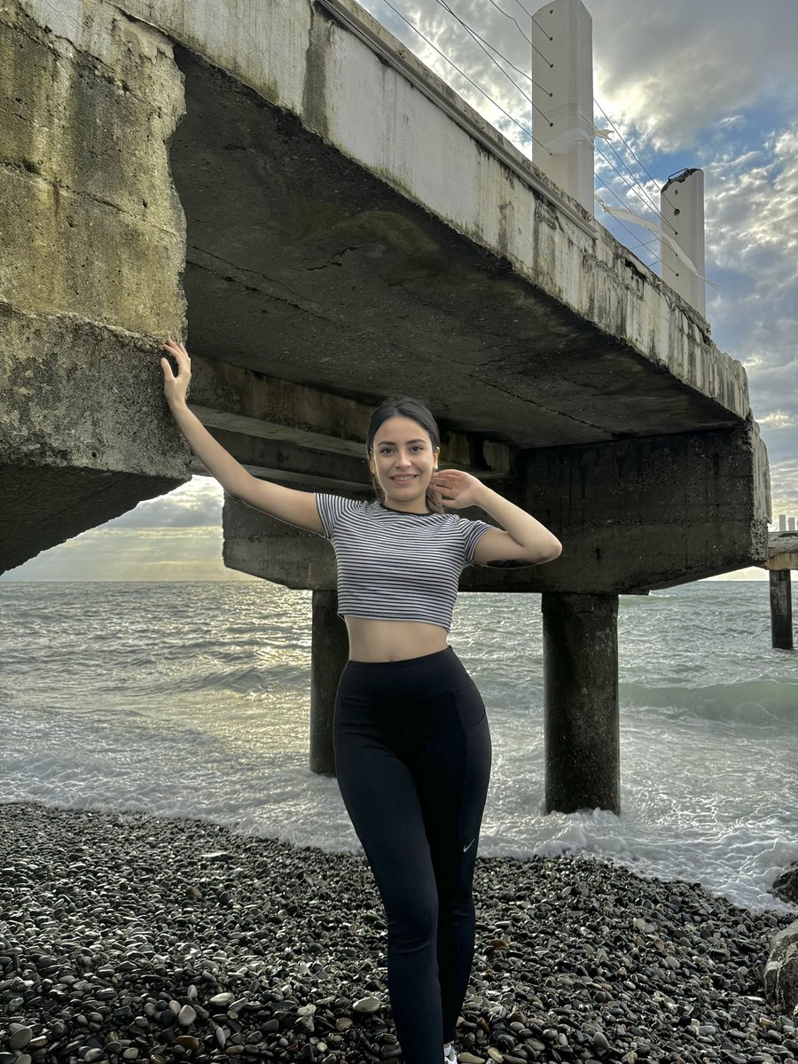 Yöreli Efsanevi Partner Bayan Escort Duygu